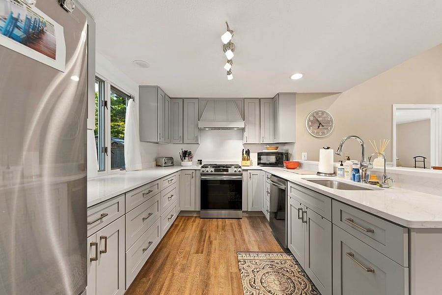 Furnished Finder property 1040841_1 photo 3