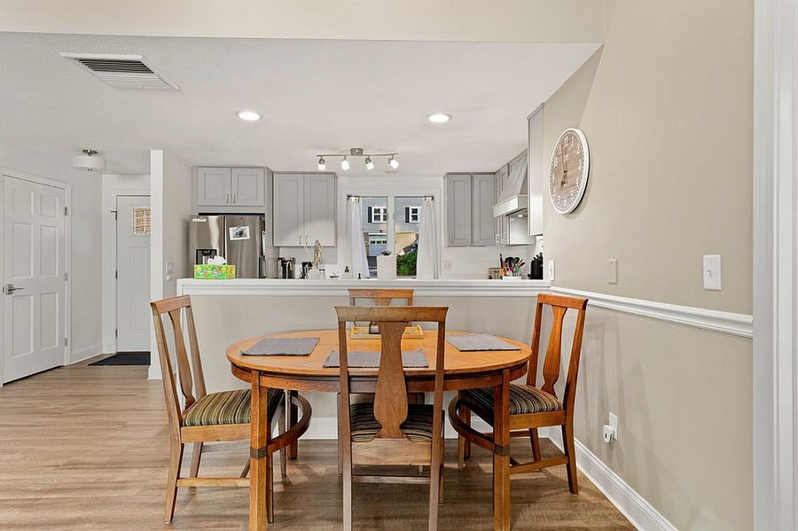 Furnished Finder property 1040841_1 photo 11