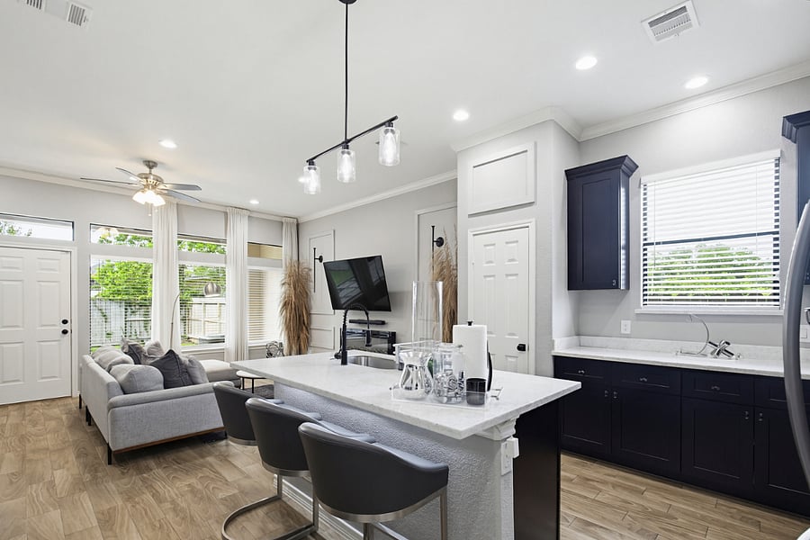 Furnished Finder property 1040843_1 photo 2