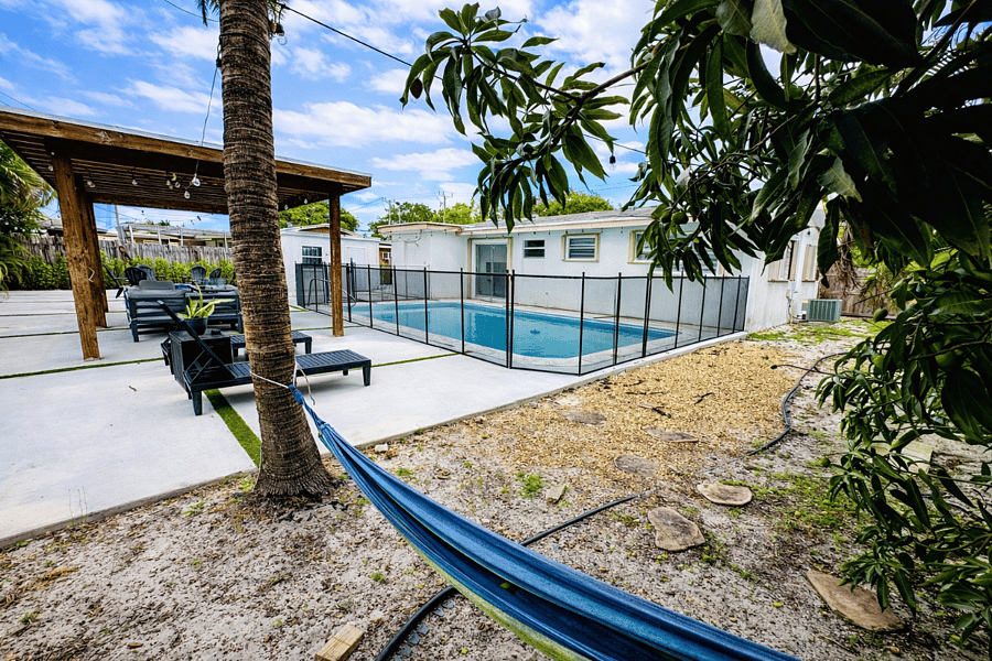 Furnished Finder property 1040849_1 photo 23