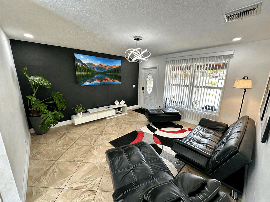 Furnished Finder property 1040849_1 photo 5