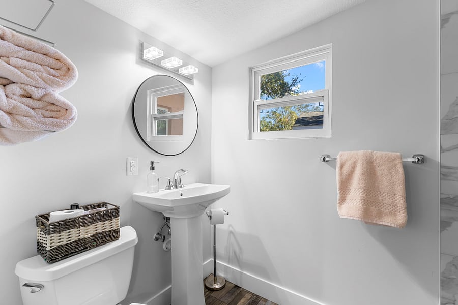 Furnished Finder property 1040851_1 photo 12