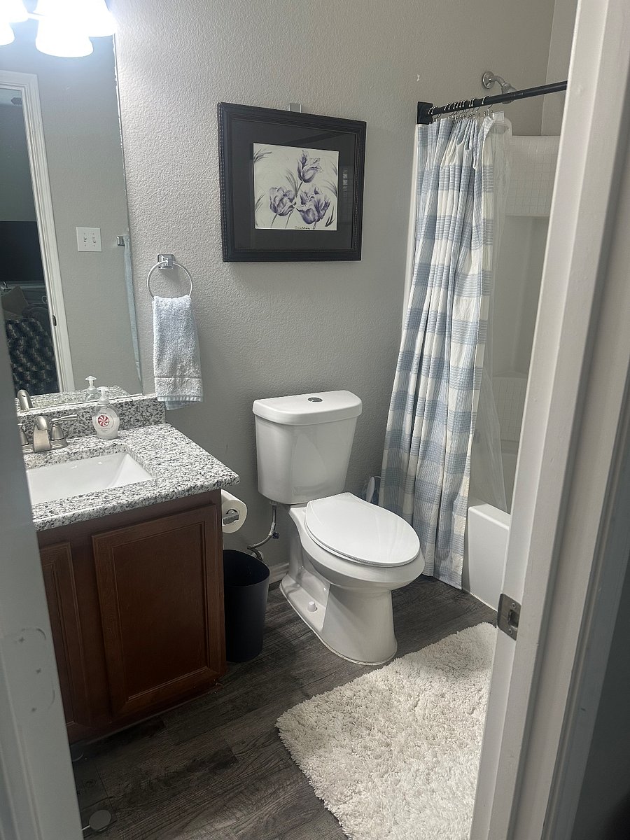 Furnished Finder property 1040867_1 photo 5