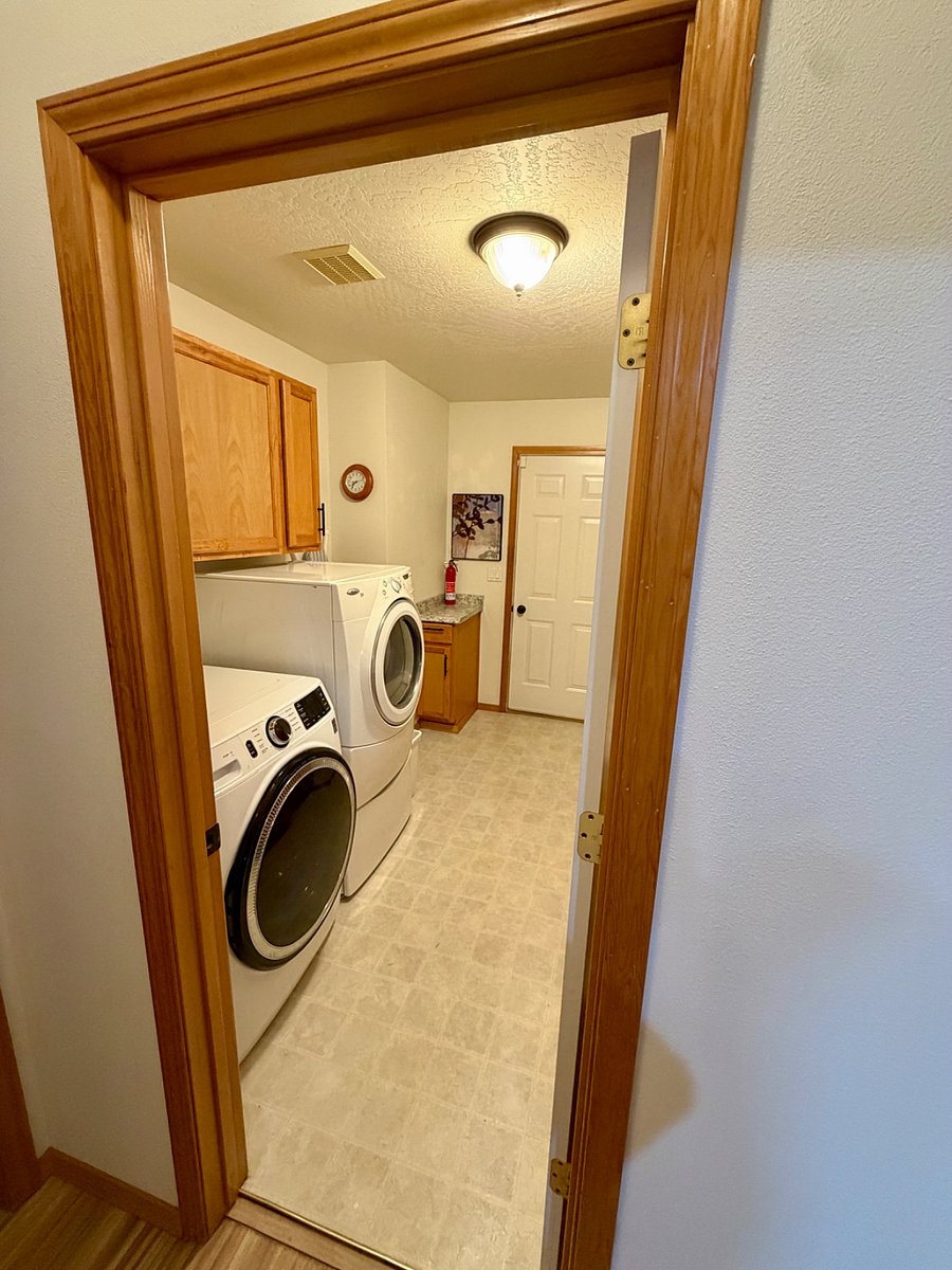 Furnished Finder property 1040869_1 photo 7