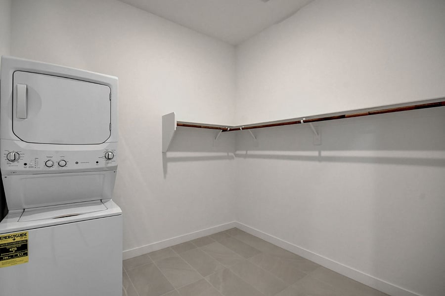 Furnished Finder property 1040870_1 photo 50