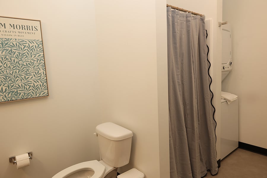 Furnished Finder property 1040871_1 photo 14