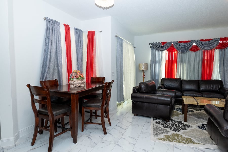 Furnished Finder property 1040890_1 photo 3