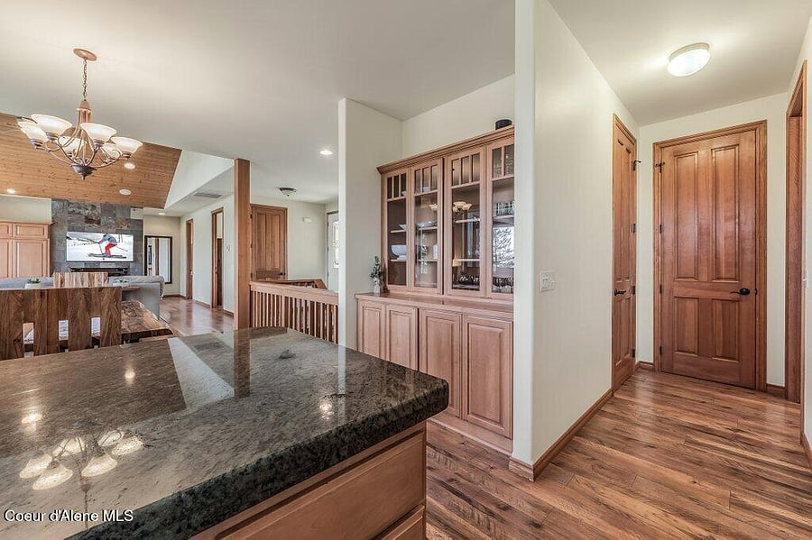 Furnished Finder property 1040896_1 photo 4