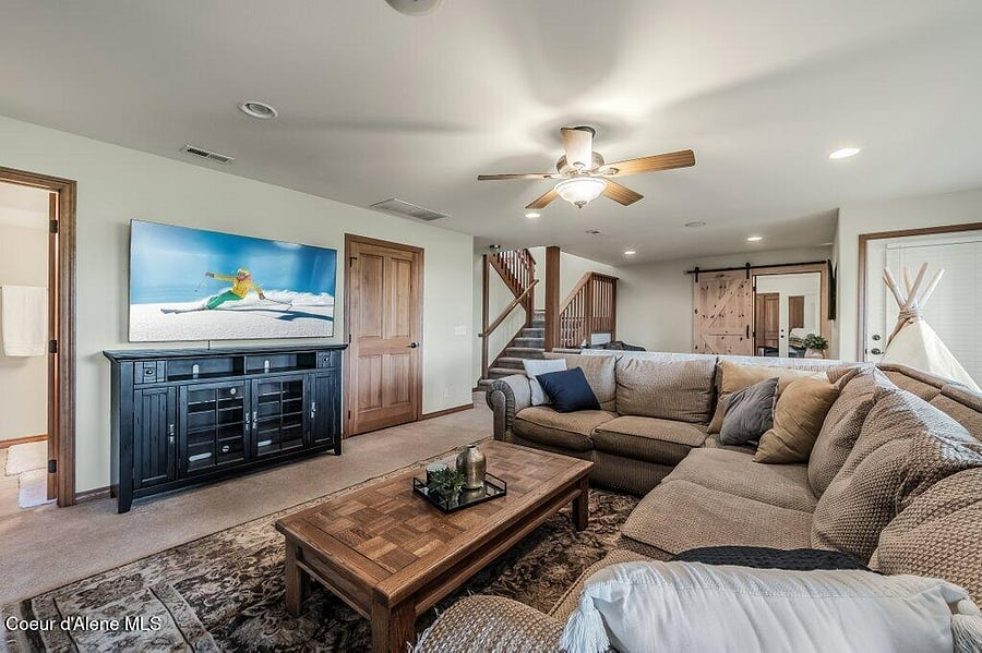Furnished Finder property 1040896_1 photo 11