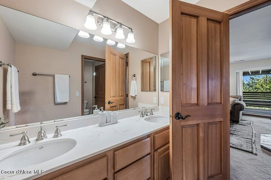 Furnished Finder property 1040896_1 photo 12
