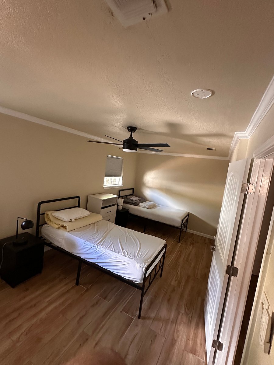 Furnished Finder property 1040904_1 photo 8