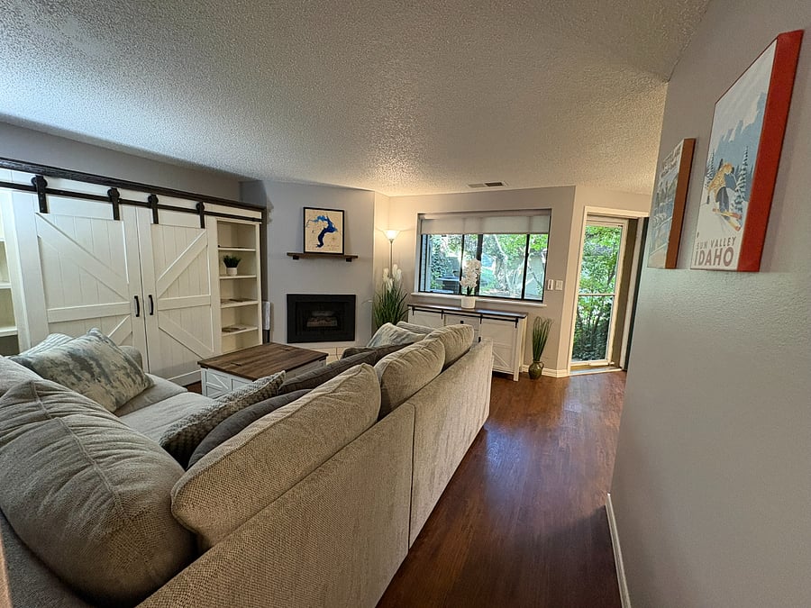 Furnished Finder property 1040915_1 photo 3