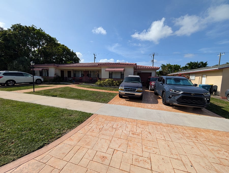 Furnished Finder property 1040921_1 photo 14