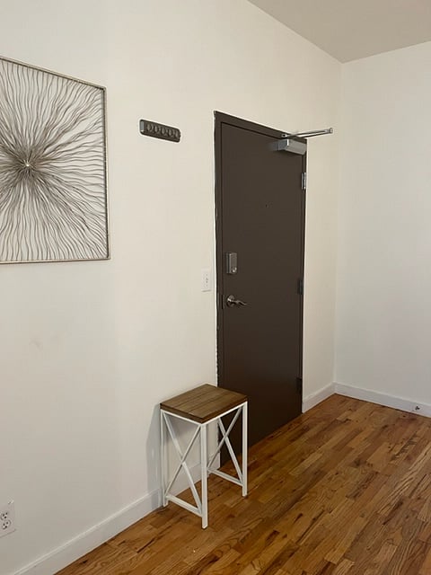 Furnished Finder property 1040923_1 photo 16