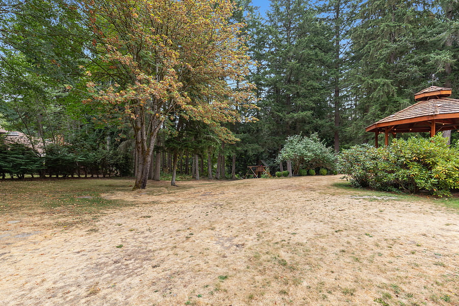 Furnished Finder property 1040932_1 photo 29