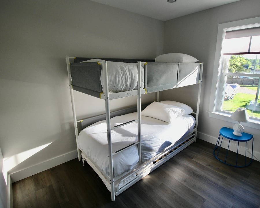 2 x bunkbeds