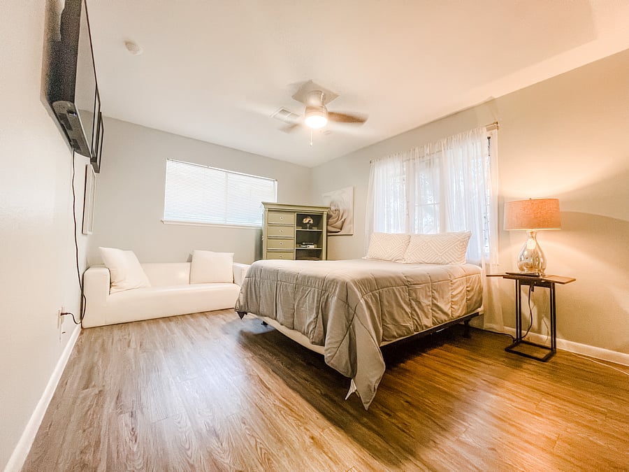 Furnished Finder property 1040951_1 photo 11