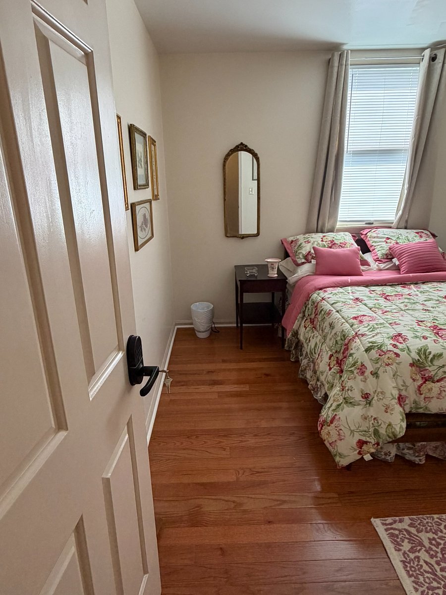 Furnished Finder property 1040961_1 photo 29