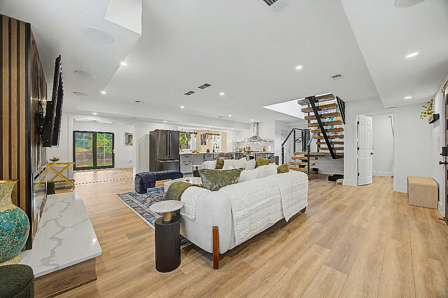 Furnished Finder property 1040979_1 photo 8