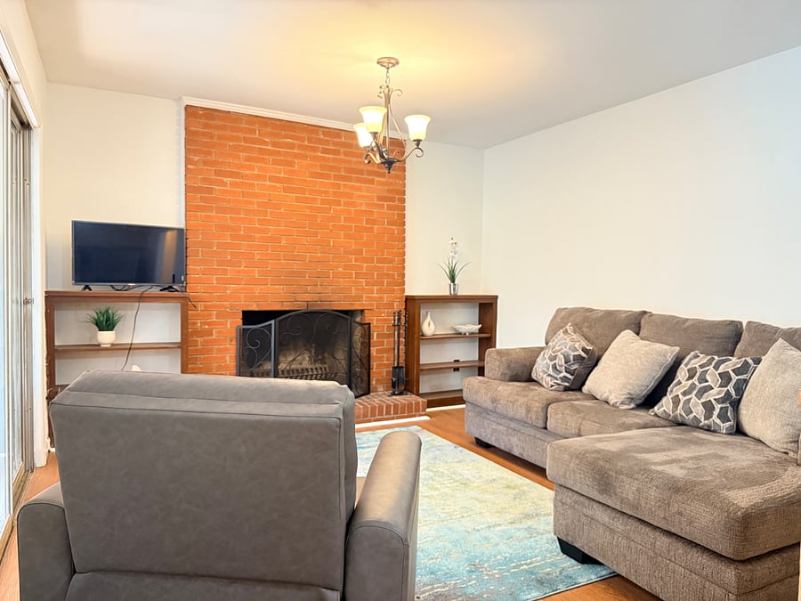 Furnished Finder property 1040995_1 photo 15