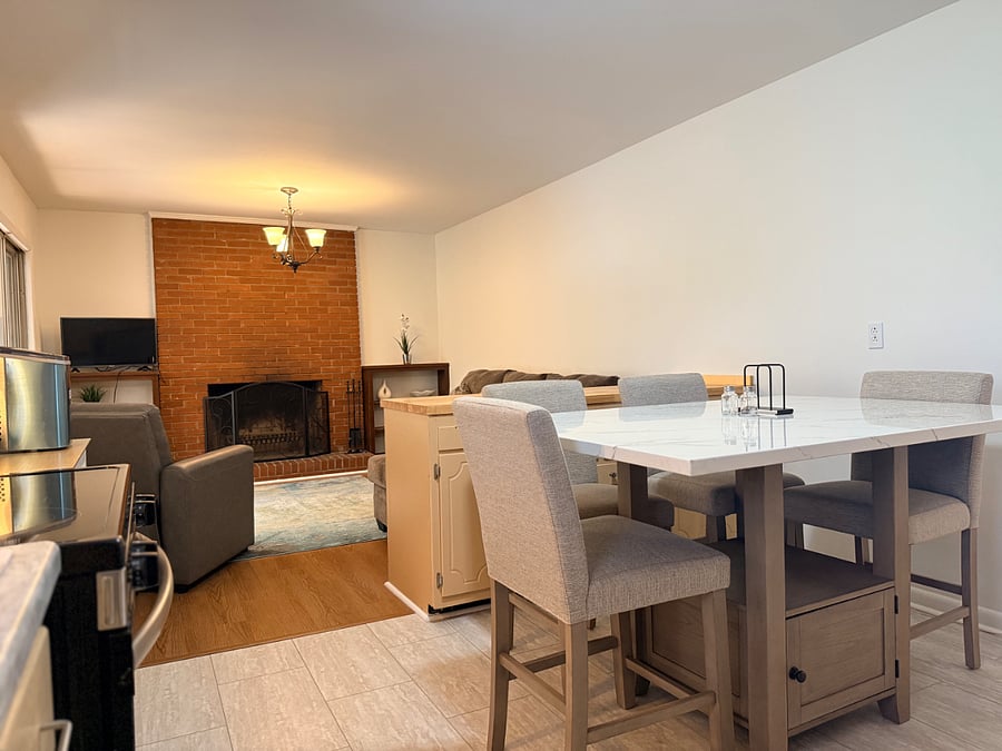Furnished Finder property 1040995_1 photo 14