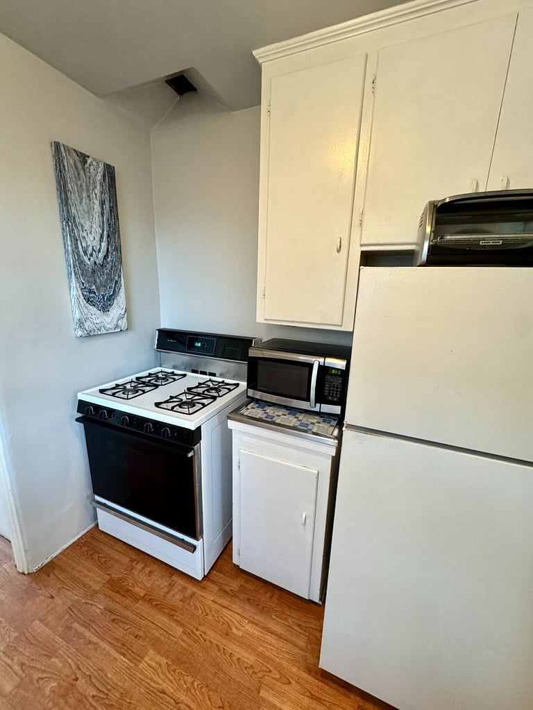 Furnished Finder property 1040996_1 photo 8