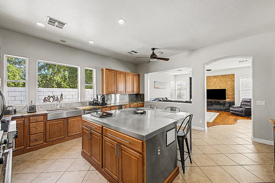 Furnished Finder property 1041000_1 photo 9