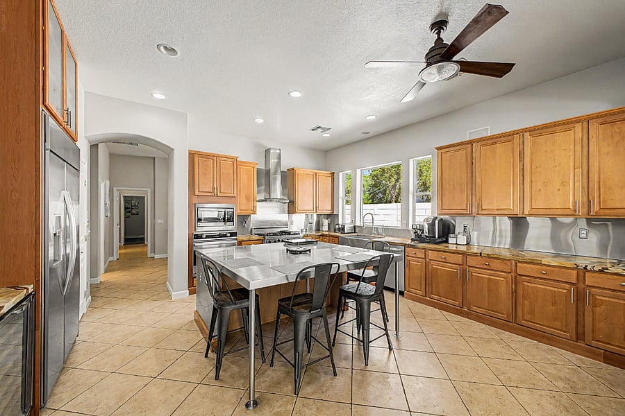 Furnished Finder property 1041000_1 photo 11