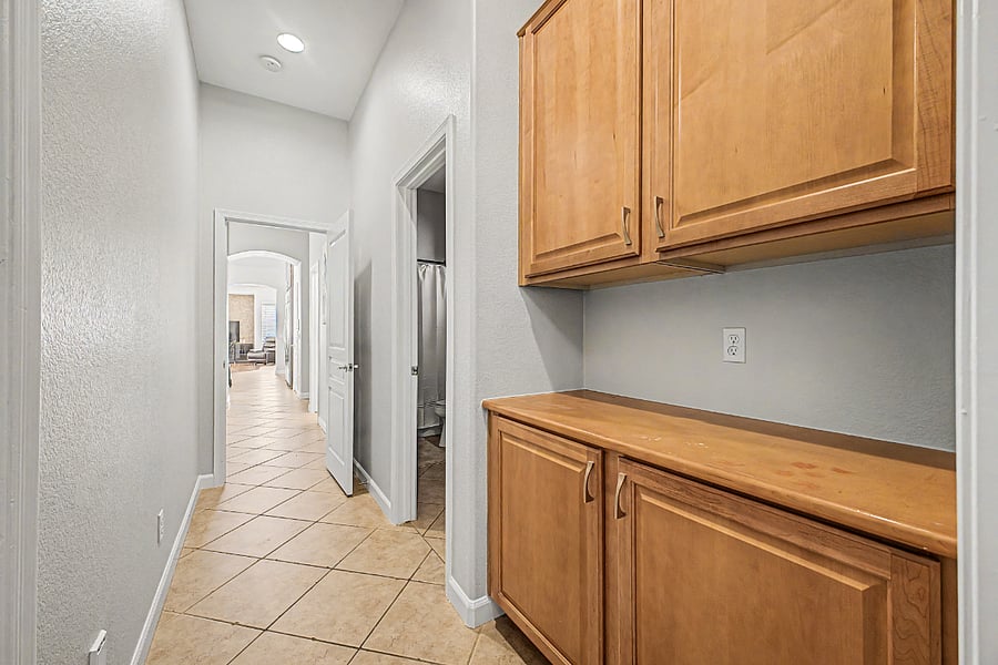Furnished Finder property 1041000_1 photo 16