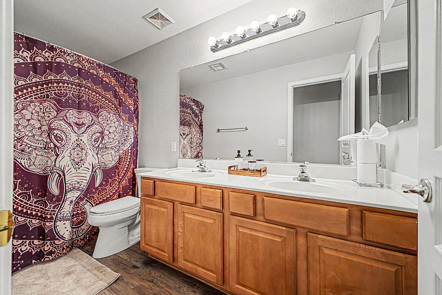 Furnished Finder property 1041000_1 photo 36