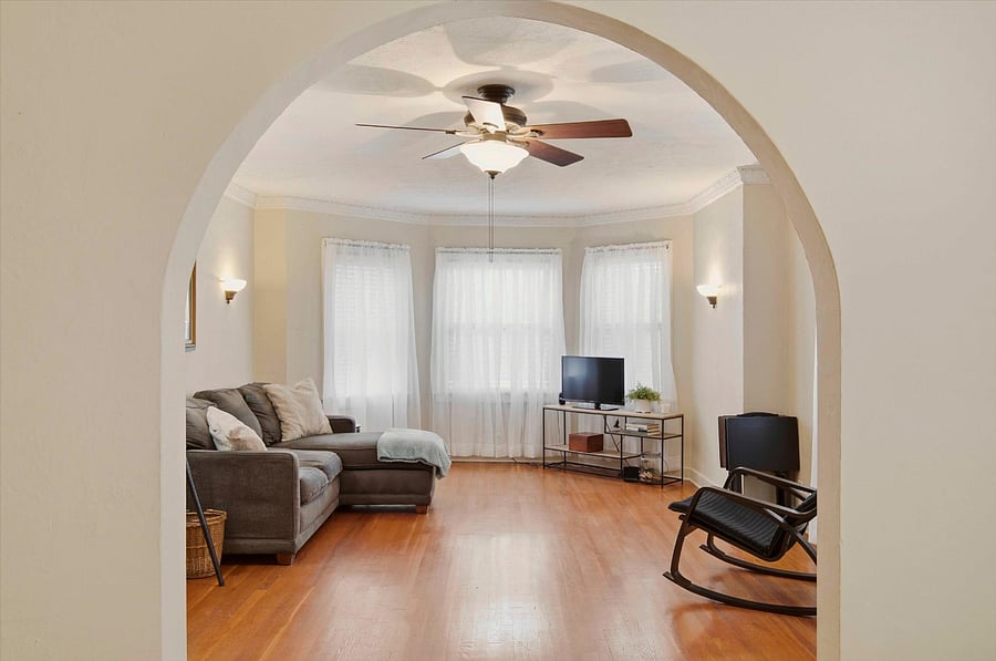 Furnished Finder property 1041002_1 photo 2