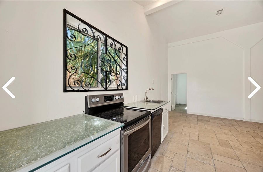 Furnished Finder property 1041022_1 photo 36