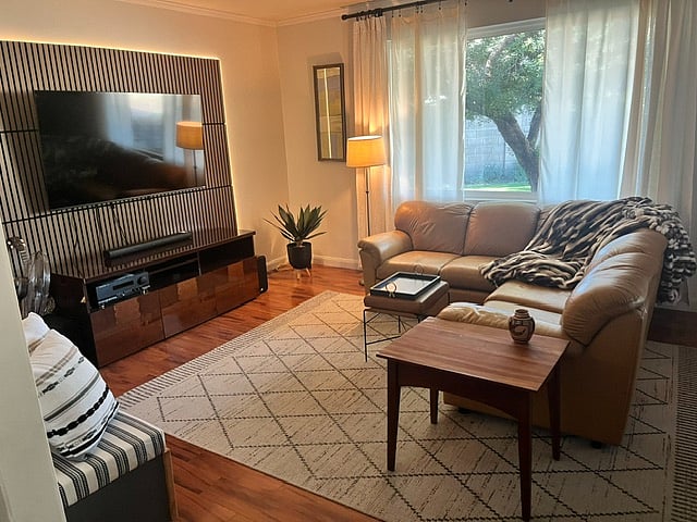 Furnished Finder property 1041035_1 photo 1