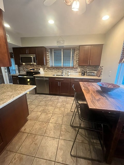 Furnished Finder property 1041035_1 photo 5