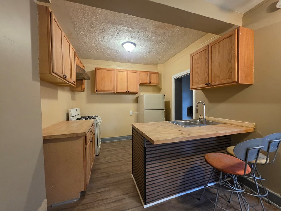 Furnished Finder property 1041041_1 photo 3