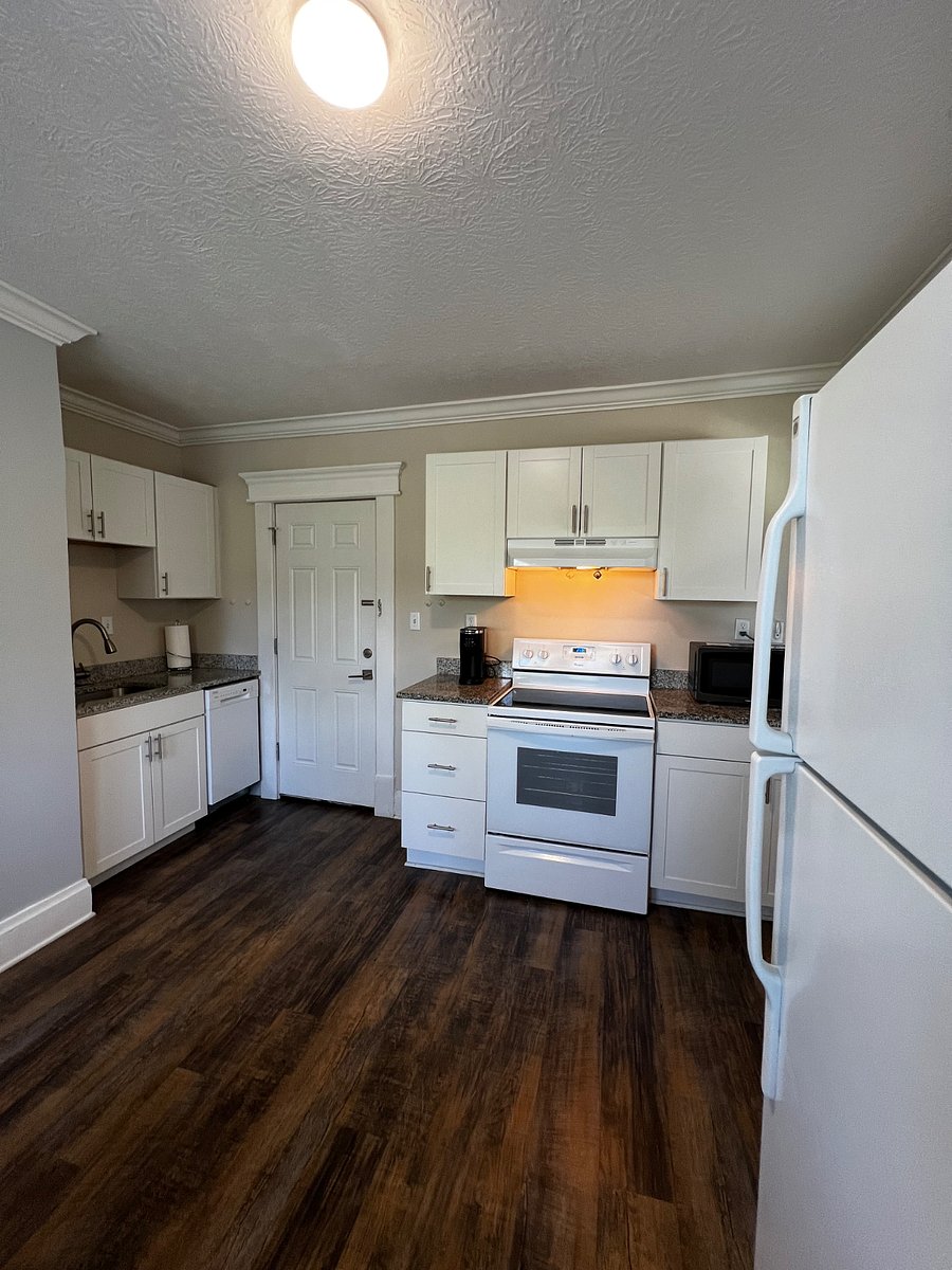 Furnished Finder property 1041069_1 photo 3