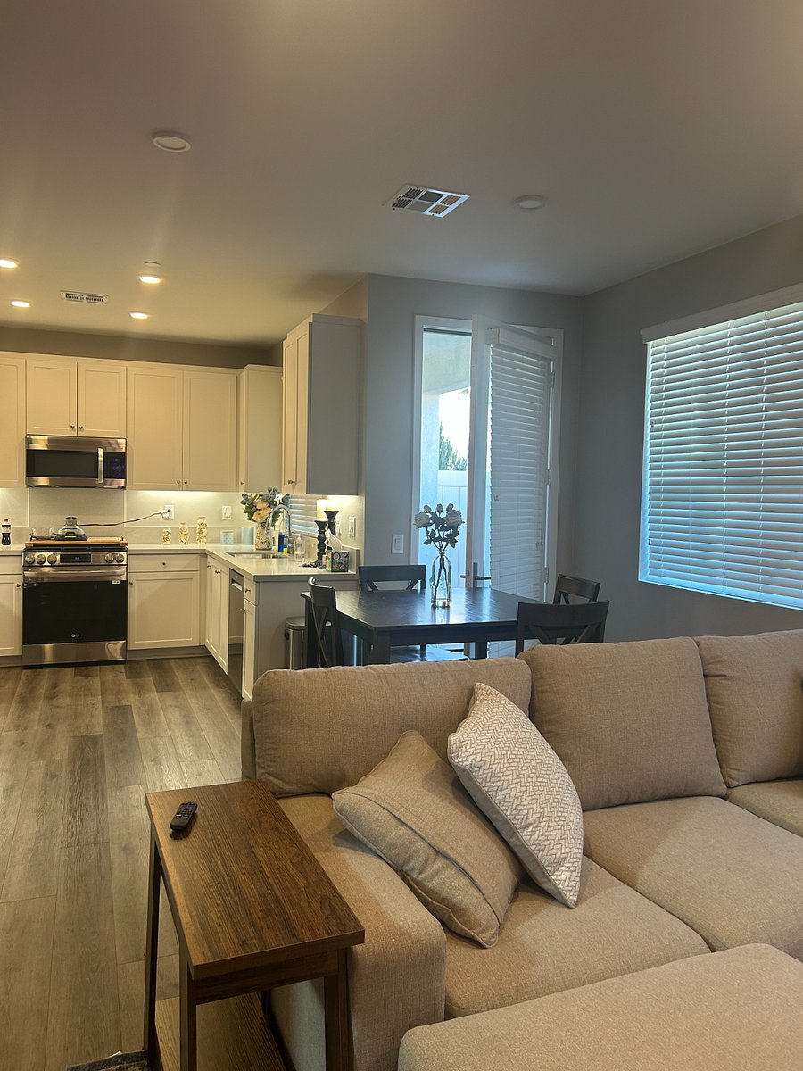 Furnished Finder property 1041083_1 photo 9