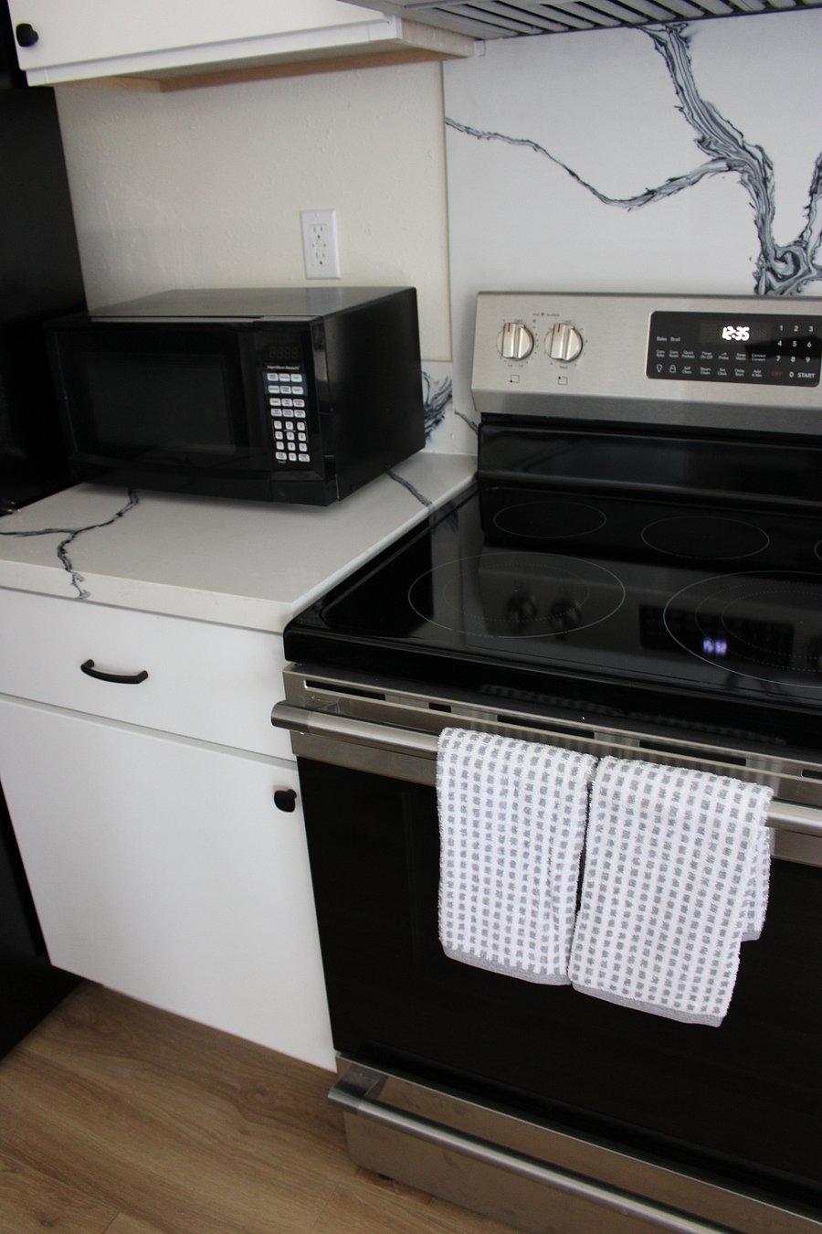 Furnished Finder property 1041087_1 photo 4