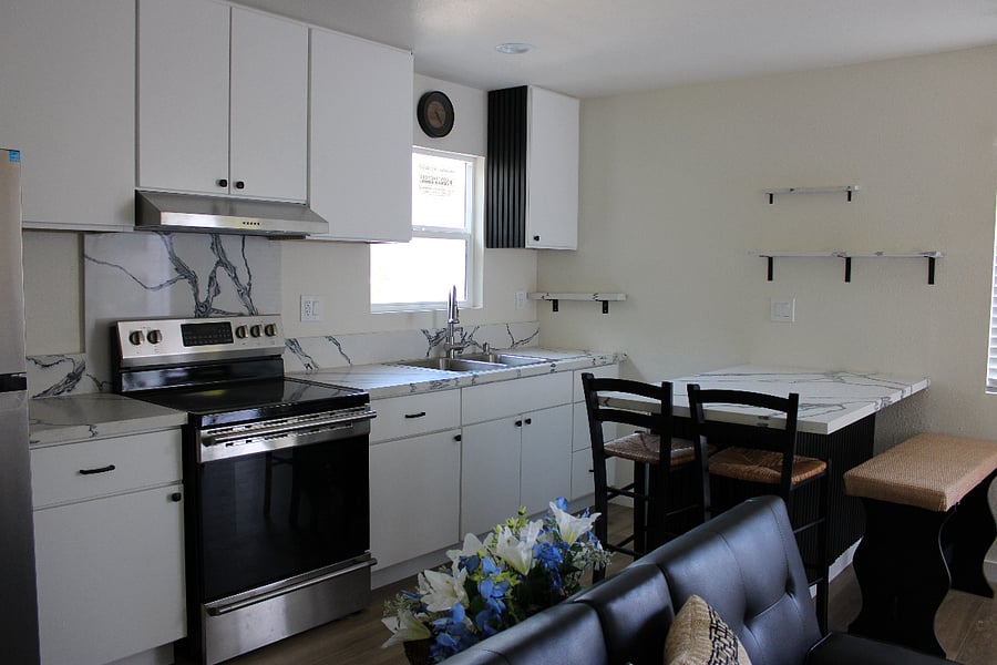 Furnished Finder property 1041087_1 photo 3