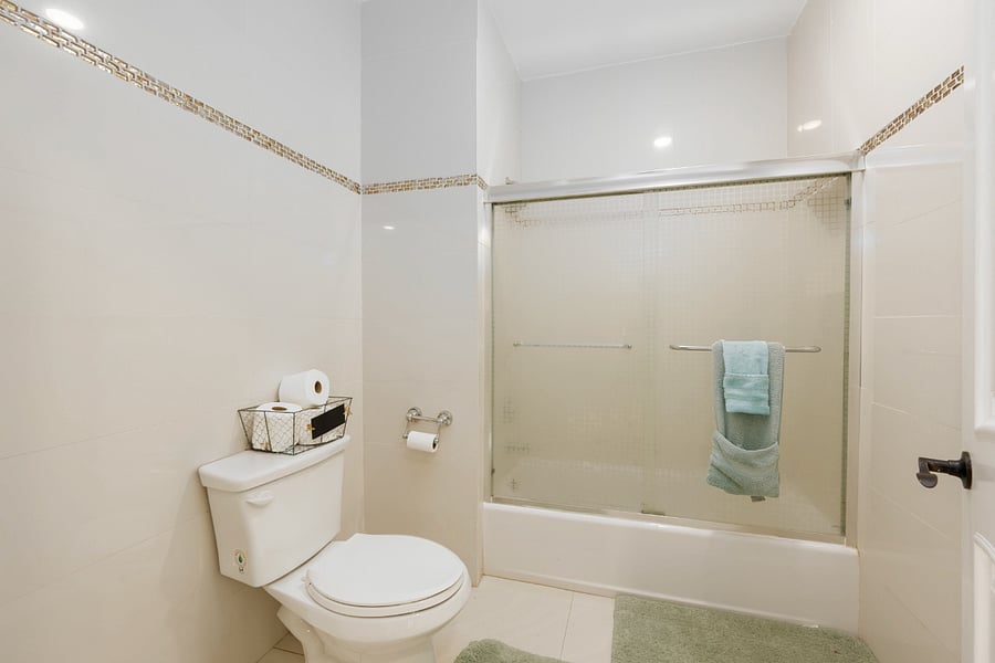 Furnished Finder property 1041090_1 photo 31
