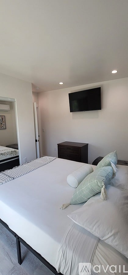 Furnished Finder property 1041092_1 photo 10