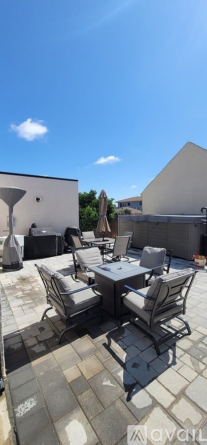 Furnished Finder property 1041092_1 photo 16