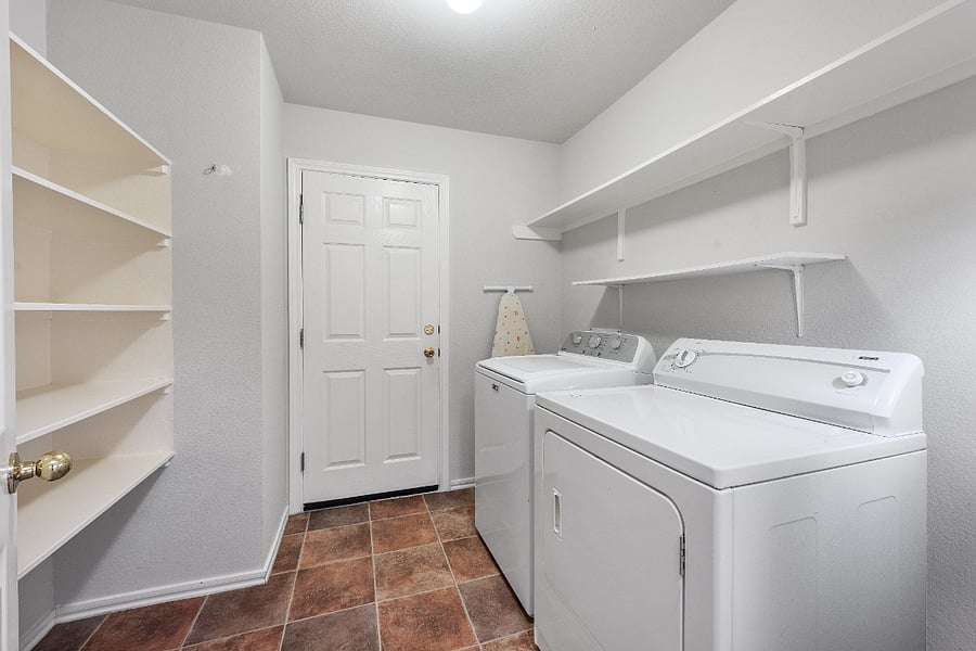 Furnished Finder property 1041111_1 photo 16