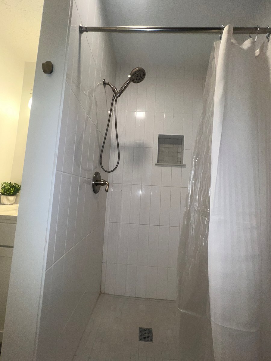 Furnished Finder property 1041137_1 photo 14