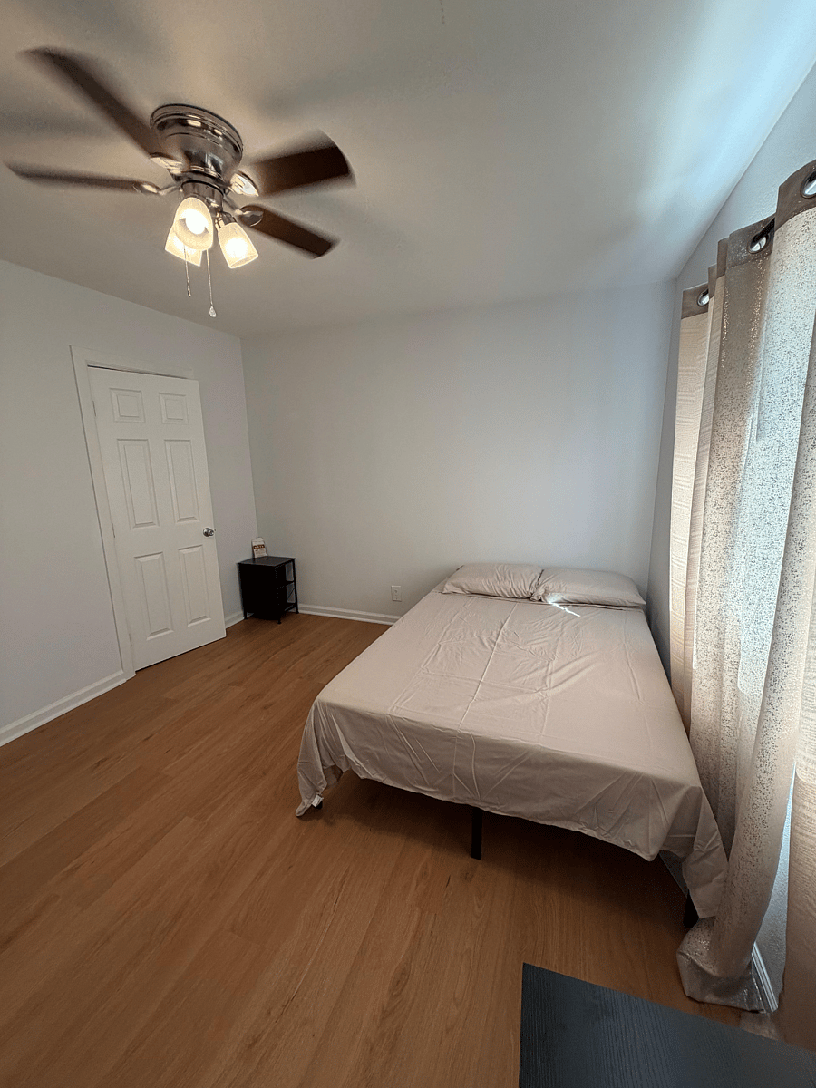 Furnished Finder property 1041164_5 photo 10