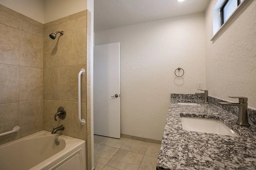 Furnished Finder property 1041175_1 photo 28
