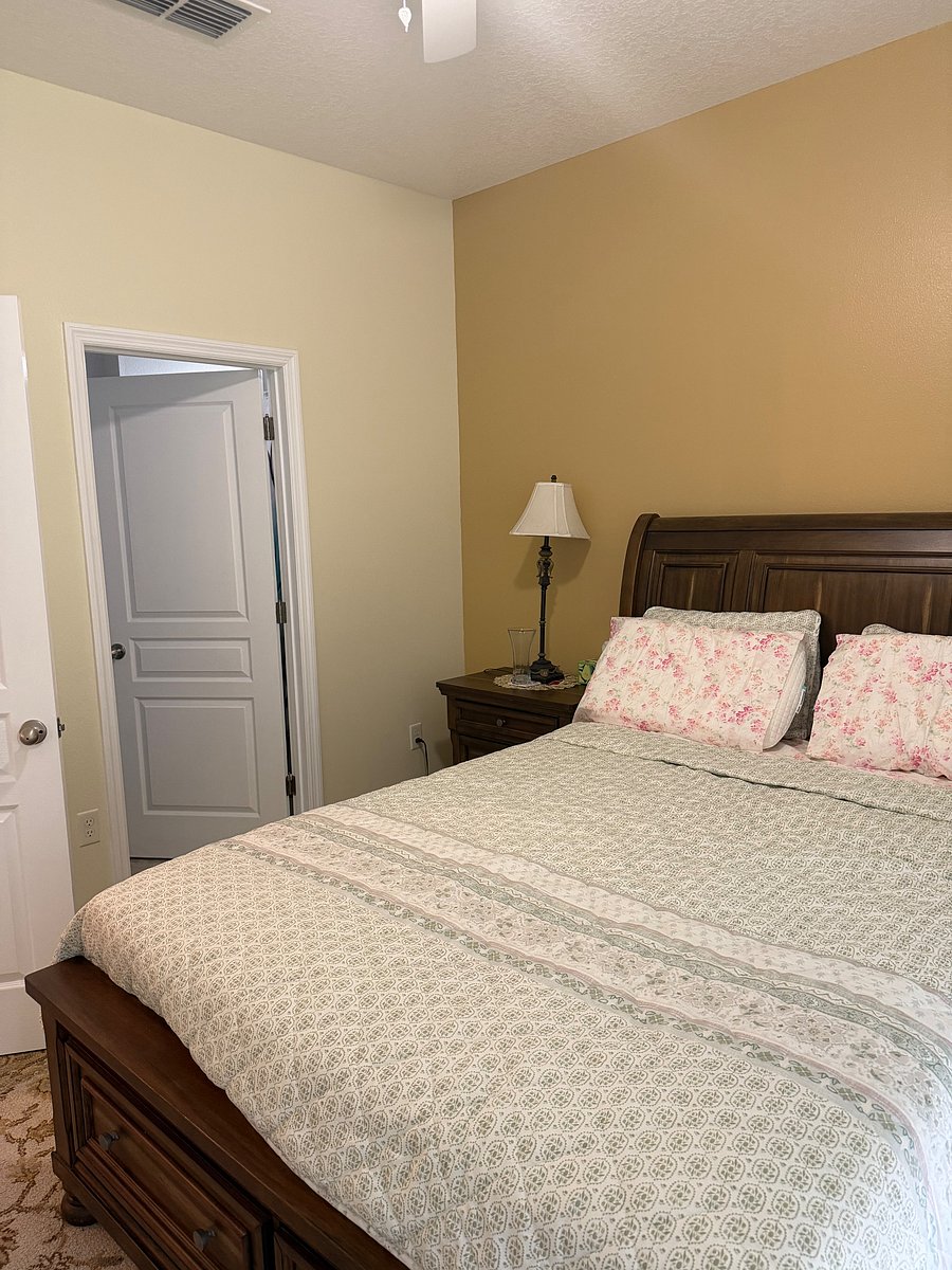 Furnished Finder property 1041207_1 photo 35