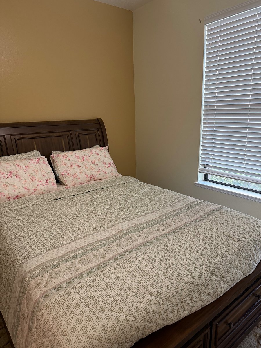 Furnished Finder property 1041207_1 photo 36