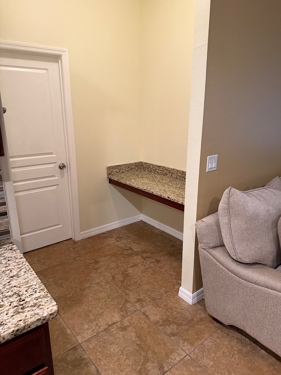 Furnished Finder property 1041207_1 photo 4