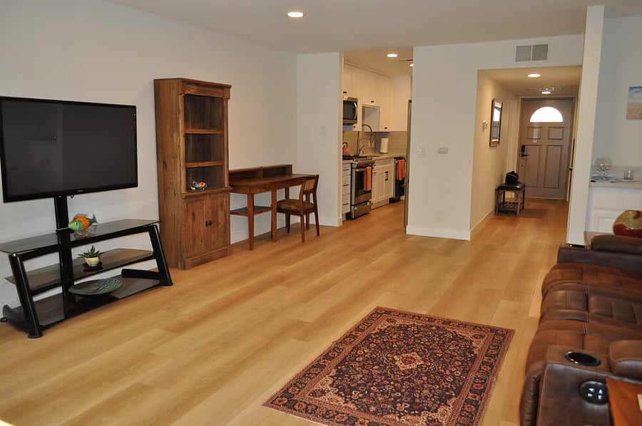 Furnished Finder property 1041209_1 photo 3